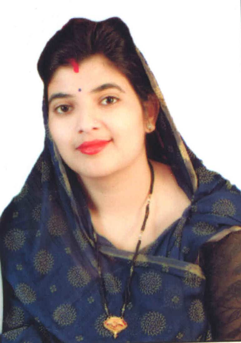 Payal Chouhan 